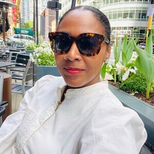 Meet your Posher, Stacey